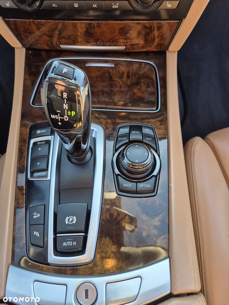 BMW Seria 7 730d xDrive - 31