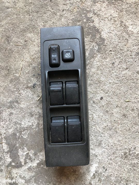 Sterownik szyb Toyota Corolla Verso 05r - 1
