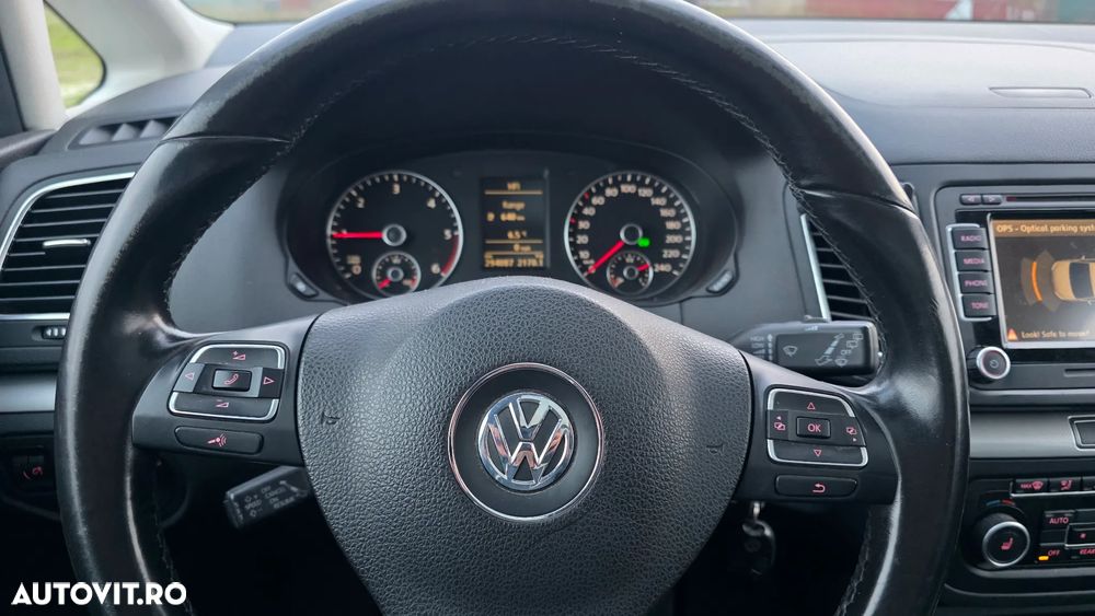 Volkswagen Sharan 2.0 TDI DSG BlueMotion Technology Highline - 1