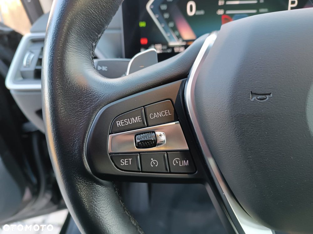 BMW Seria 3 320e Advantage - 26