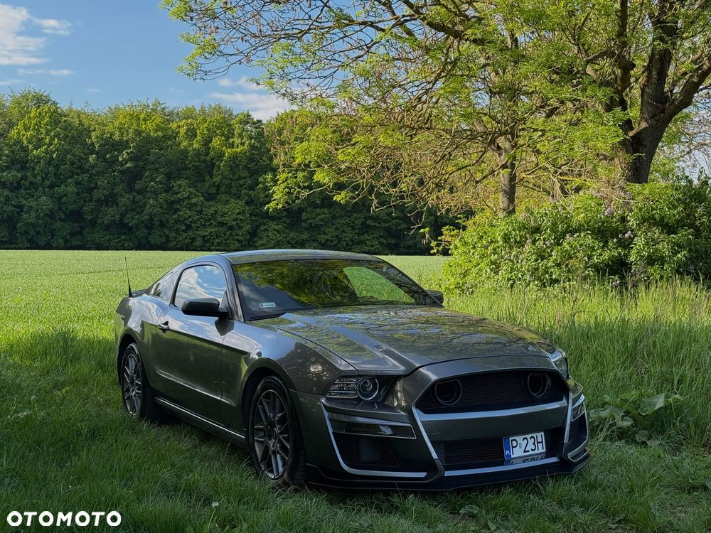 Ford Mustang 3.7 V6 Premium - 2