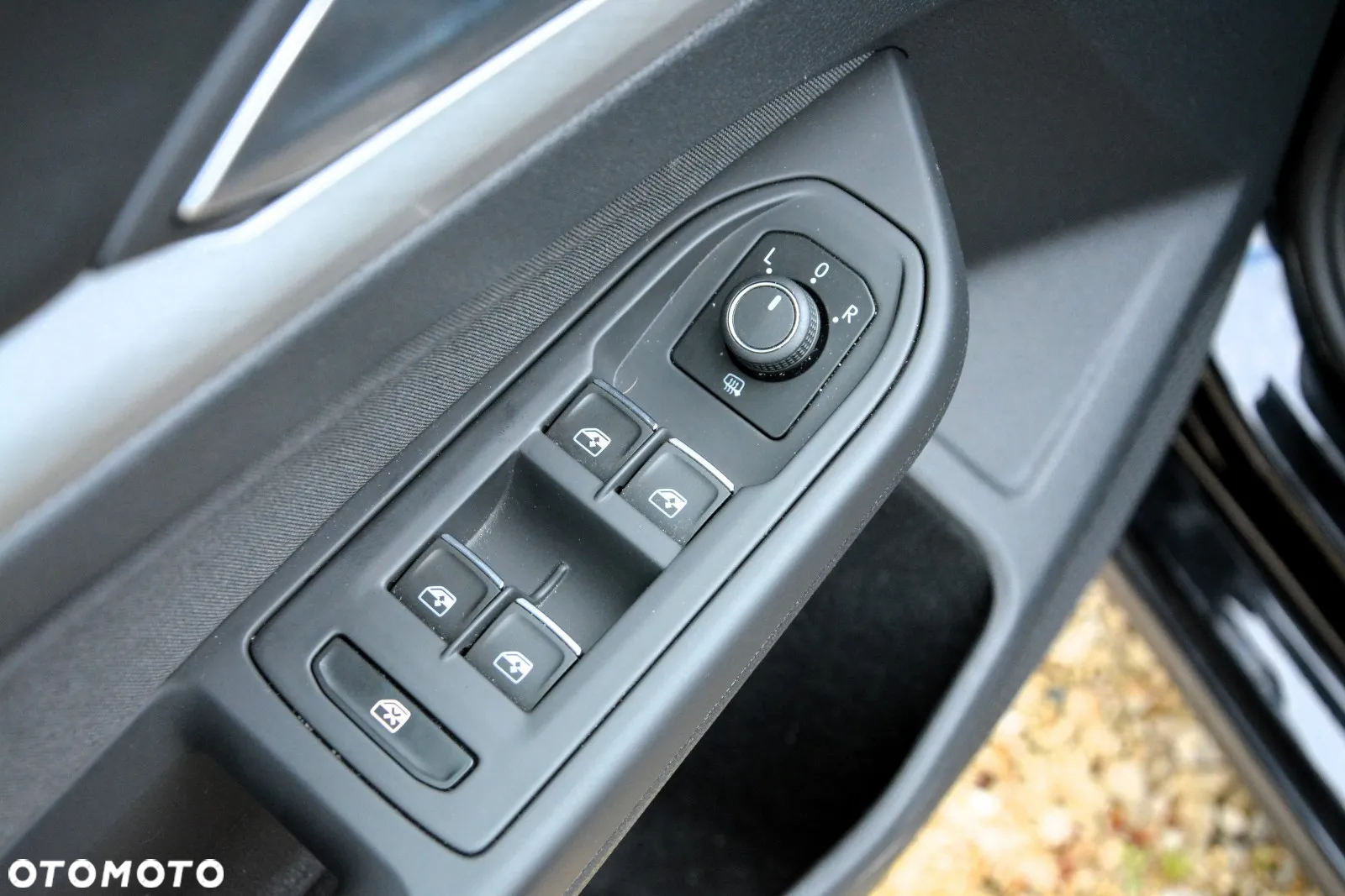 Volkswagen Golf - 17