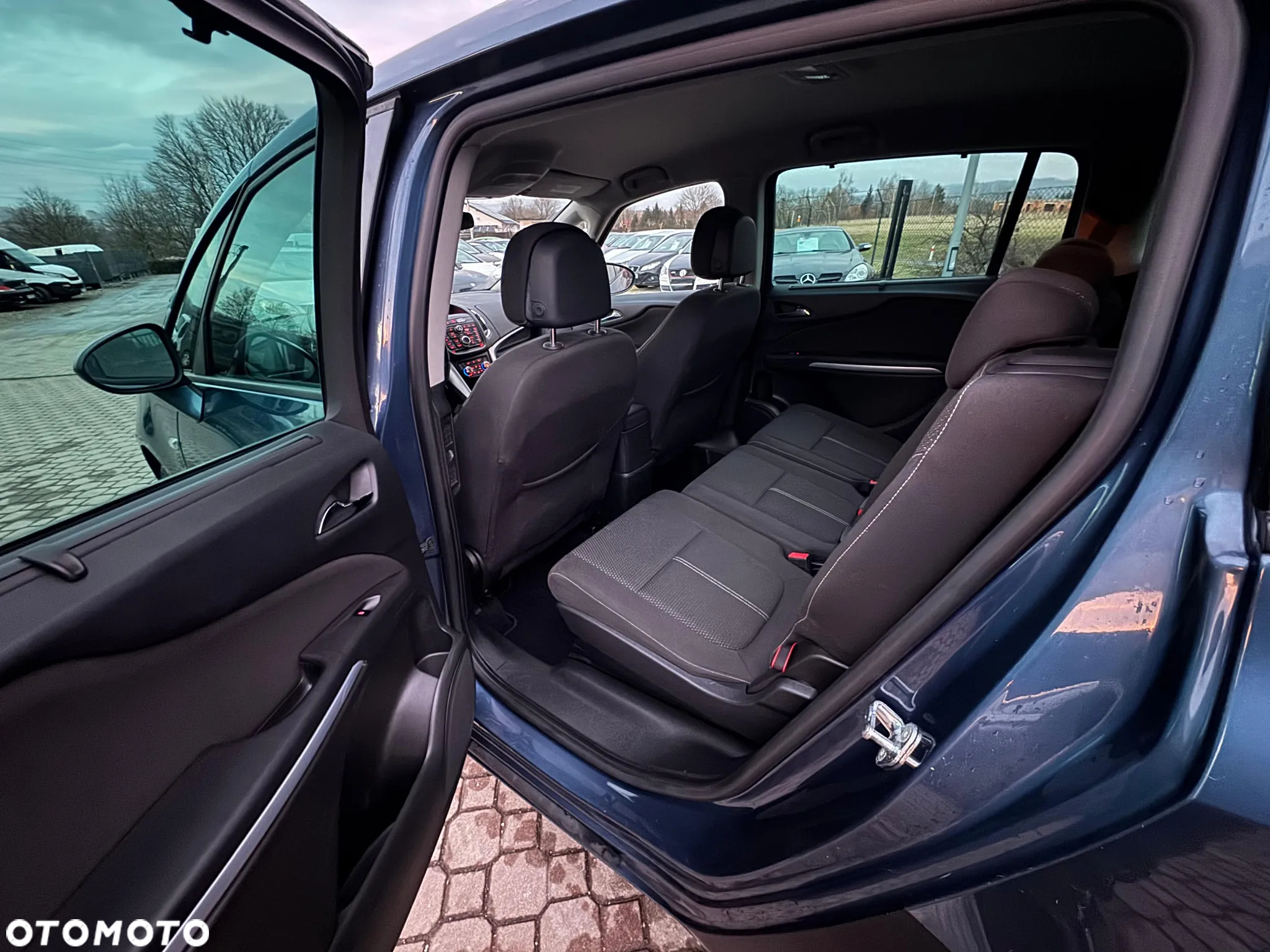 Opel Zafira Tourer 2.0 CDTI Edition - 18