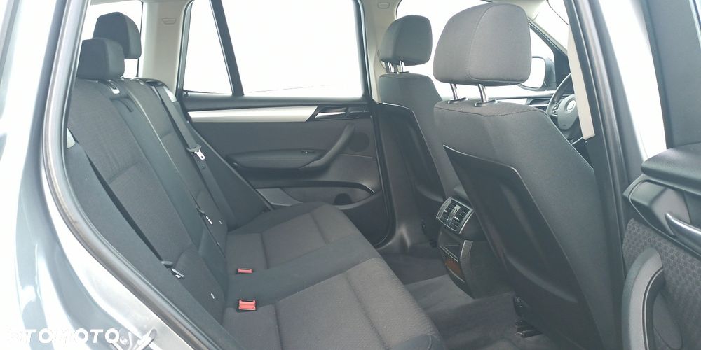 BMW X3 xDrive20d - 27