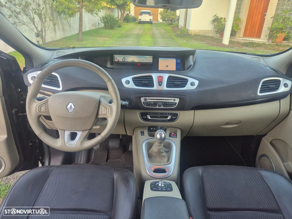 Renault Scénic 1.5 dCi Dynamique S - 9