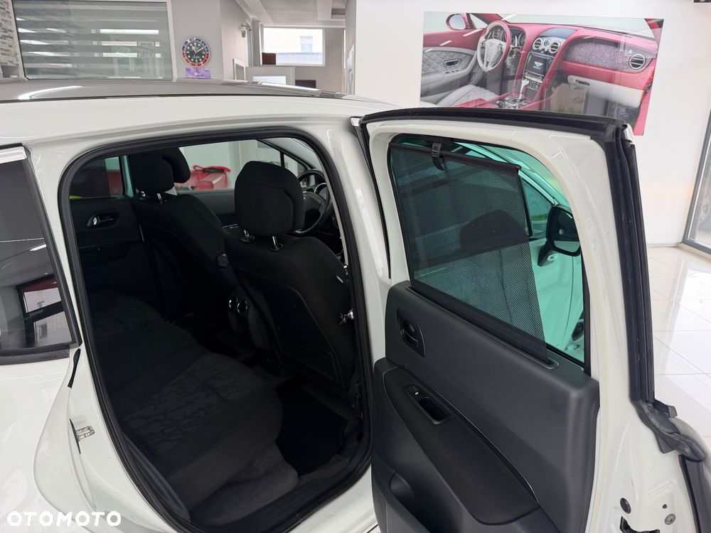Peugeot 3008 HDi FAP 150 Premium - 27
