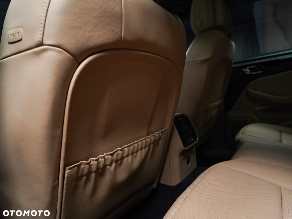 Porsche Macan S - 34