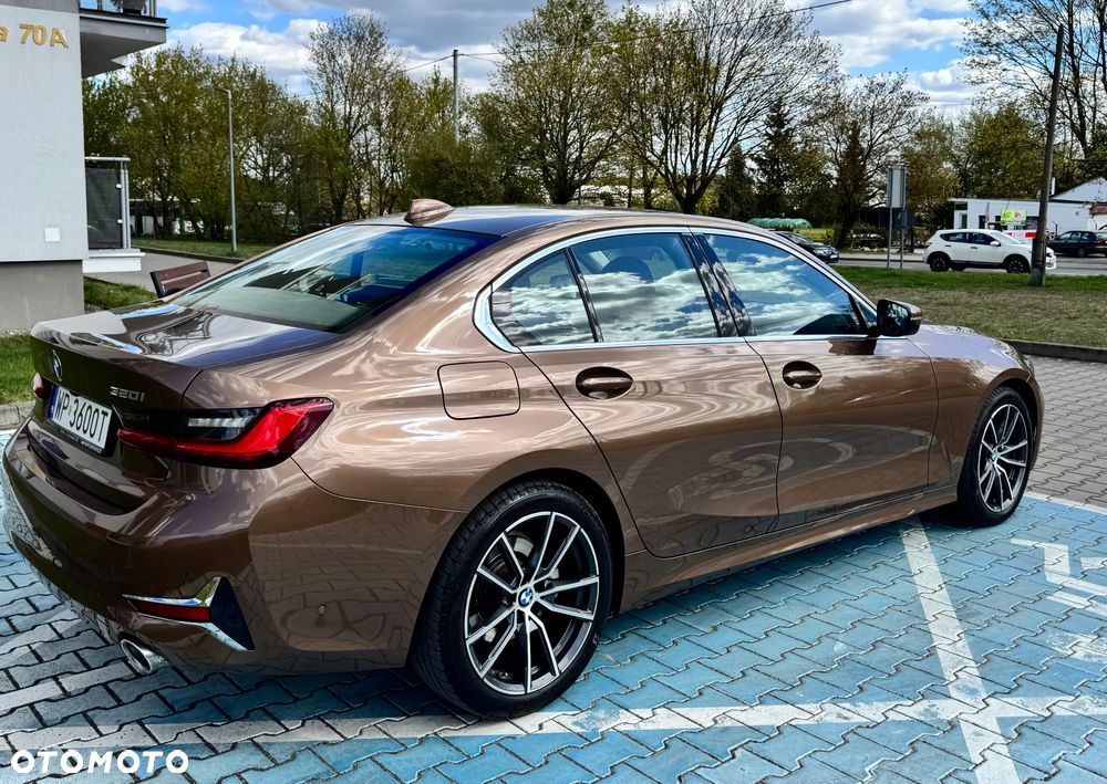 BMW Seria 3 320i Luxury Line sport - 4