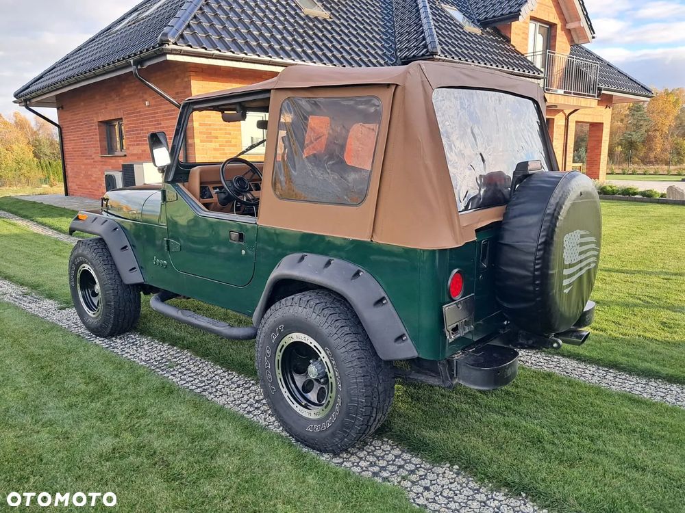 Jeep Wrangler - 4