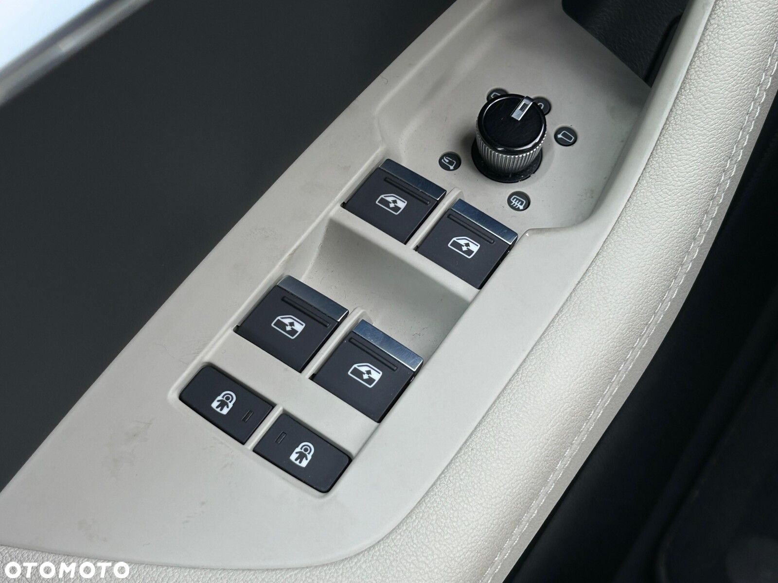 Audi A6 Allroad - 19
