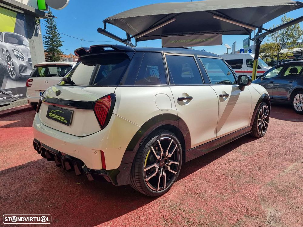 MINI 5 Portas Cooper Premium Plus JCW Auto - 10