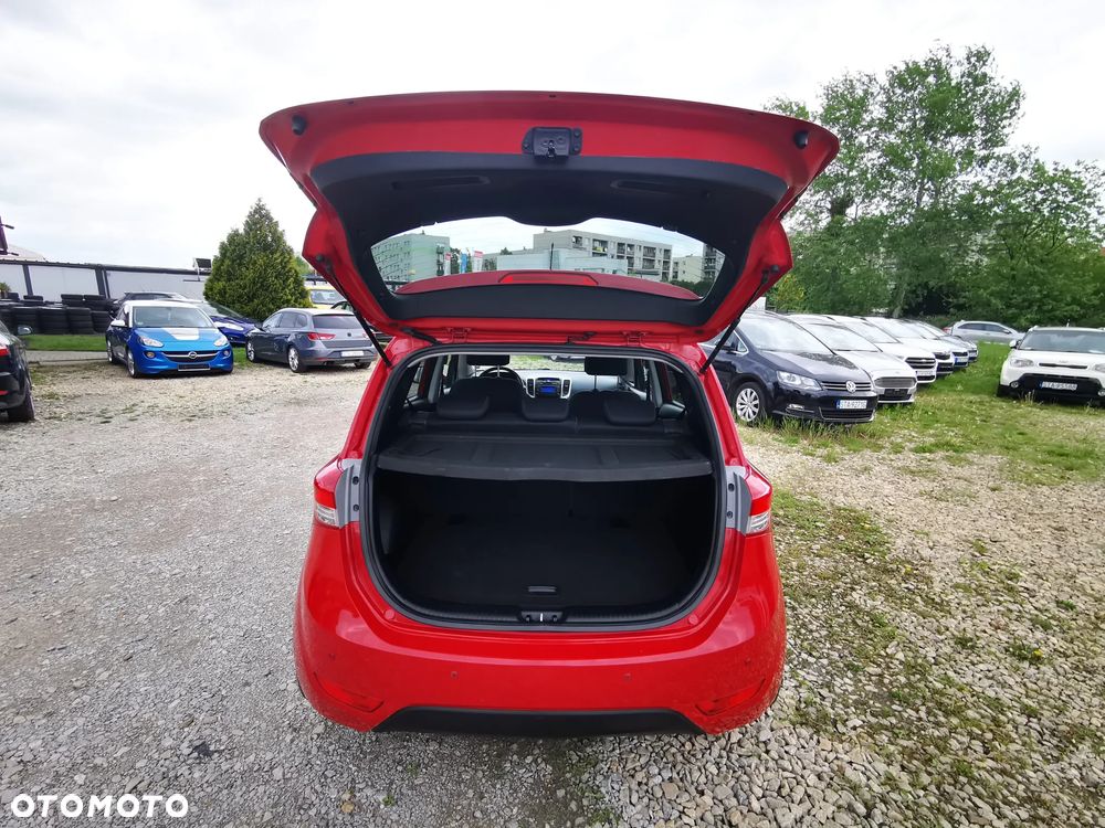 Hyundai ix20 1.6 blue Comfort - 12