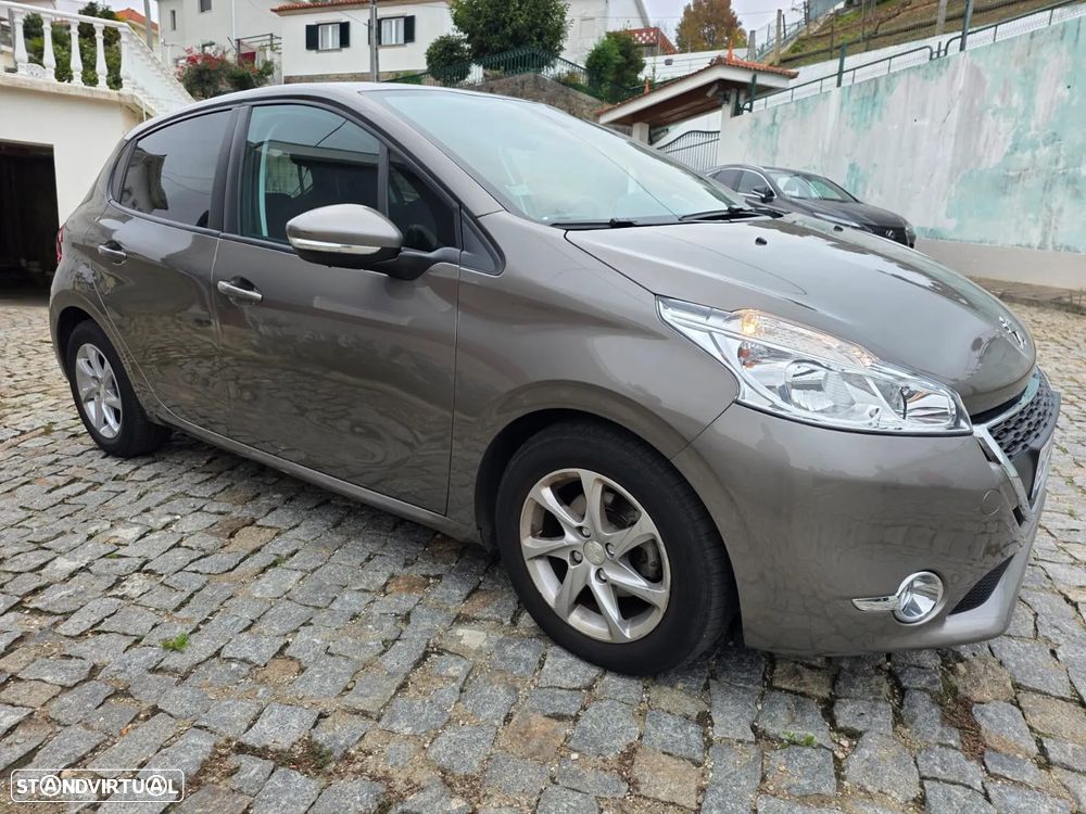 Peugeot 208 1.2 VTi Active - 3