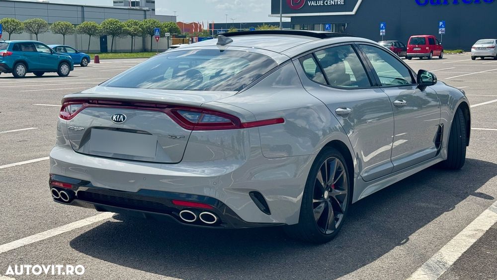 Kia Stinger 3.3 T-GDI 8AT AWD GT - 3