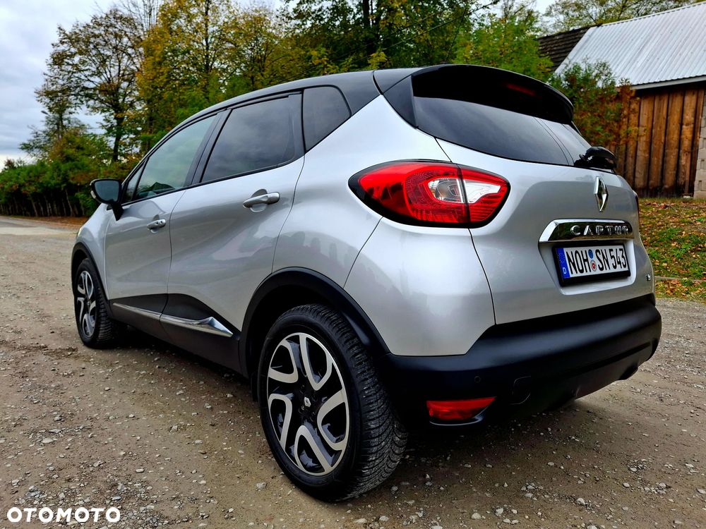 Renault Captur TCe 120 EDC Helly Hansen - 9