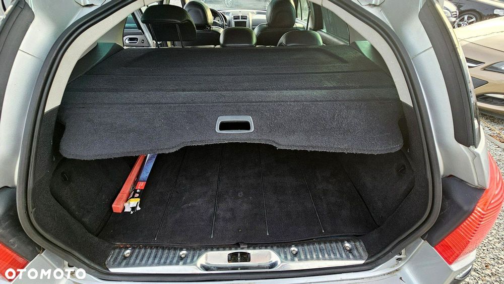 Peugeot 407 - 25