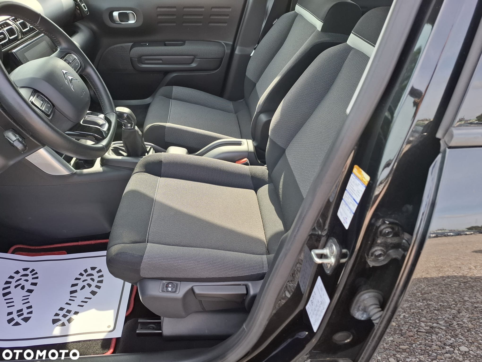 Citroën C3 Aircross 1.2 PureTech Shine S&S - 19