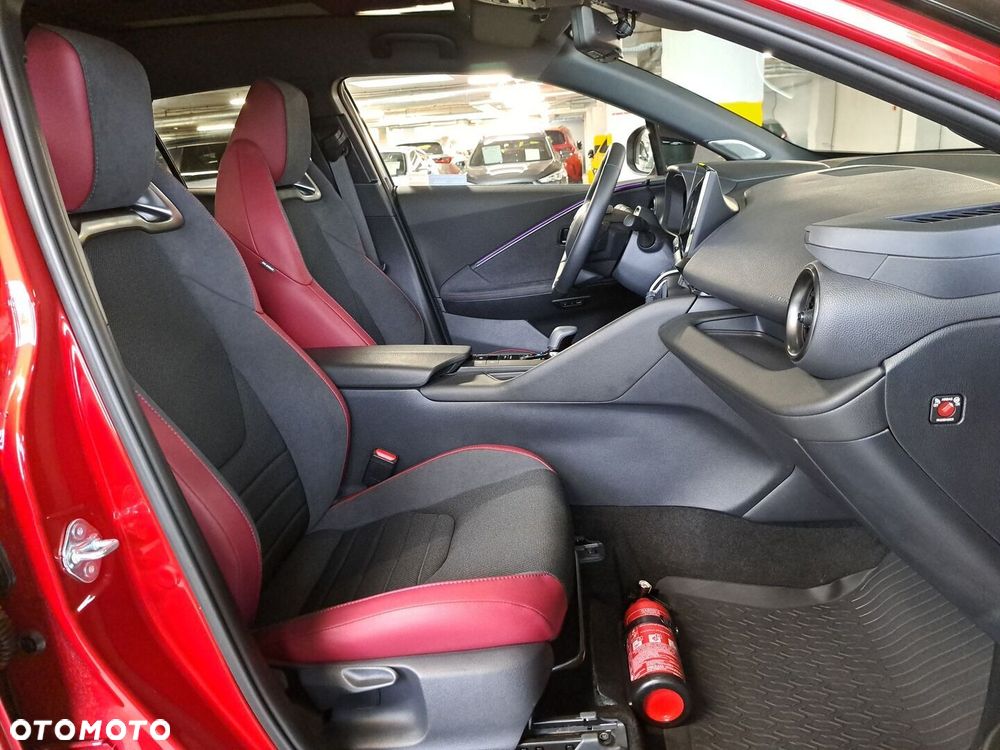 Toyota C-HR - 17