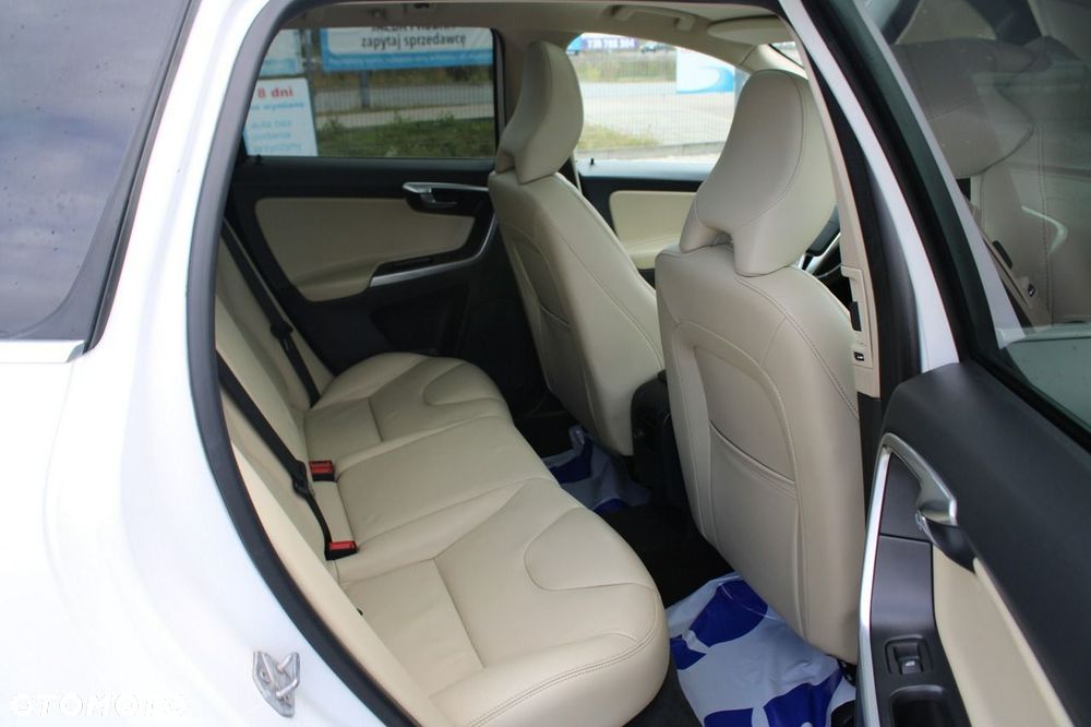 Volvo XC 60 - 29