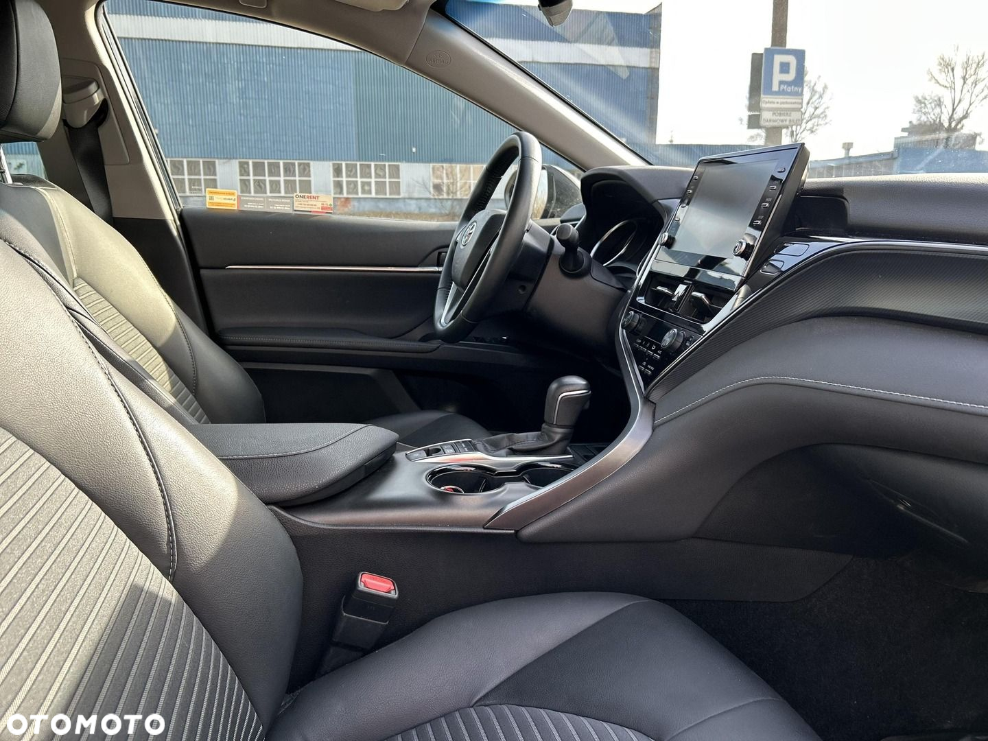 Toyota Camry - 11