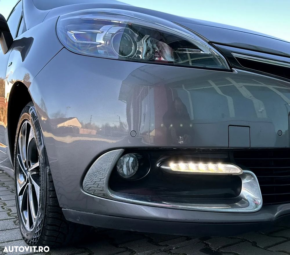 Renault Scenic - 22