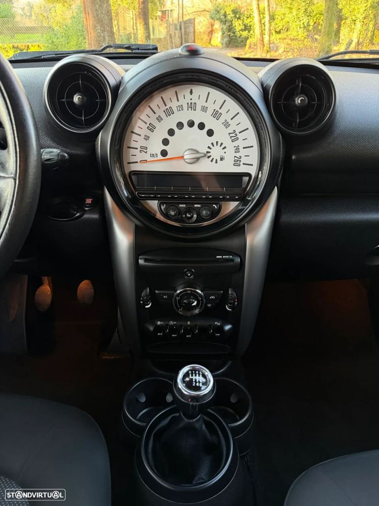 MINI Countryman One D - 24