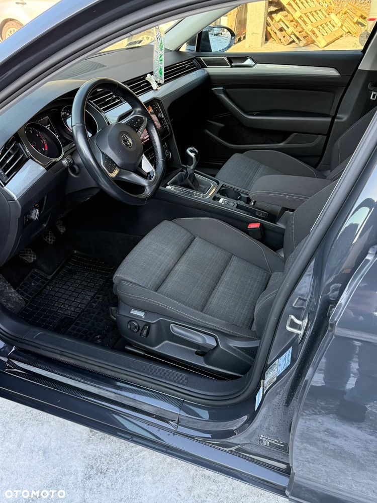Volkswagen Passat 1.5 TSI EVO Business - 5