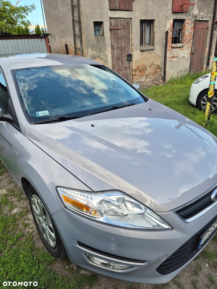 Ford Mondeo 2.0 S - 11