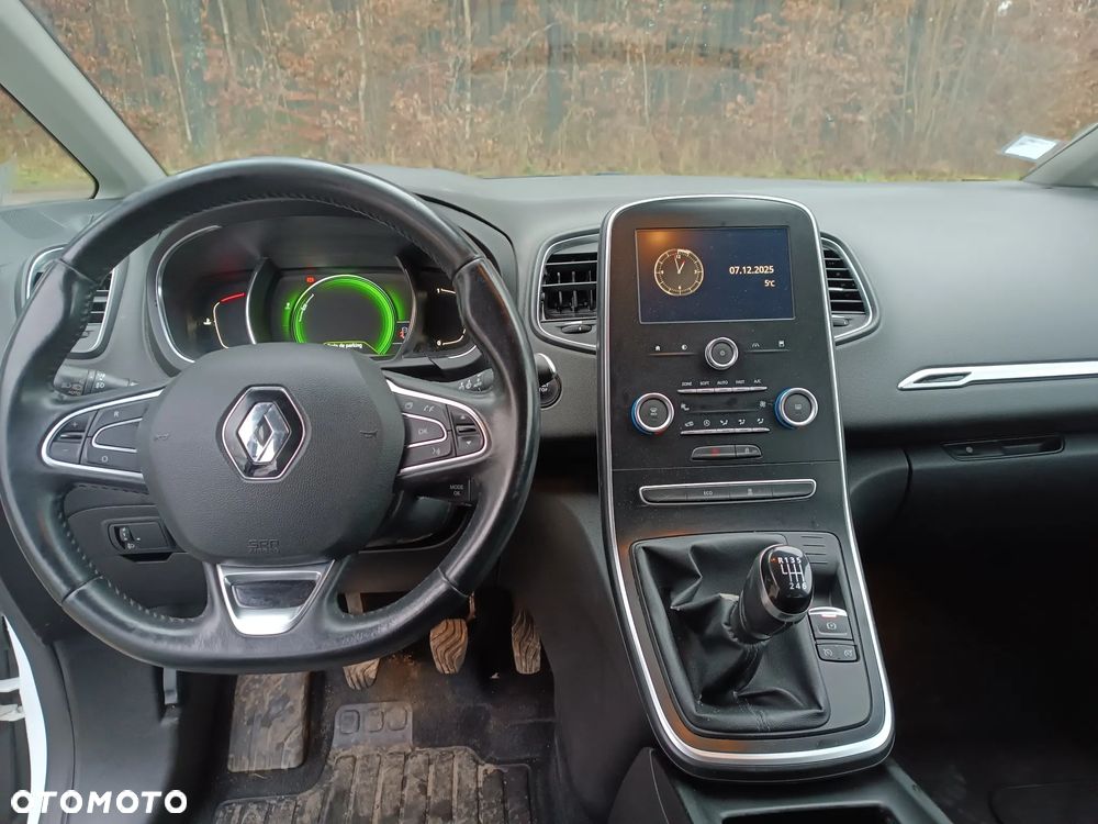 Renault Scenic 1.5 dCi Limited - 17