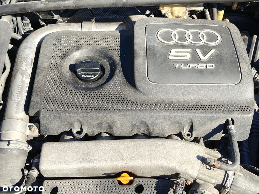 Audi TT Coupé 1.8 T quattro - 18