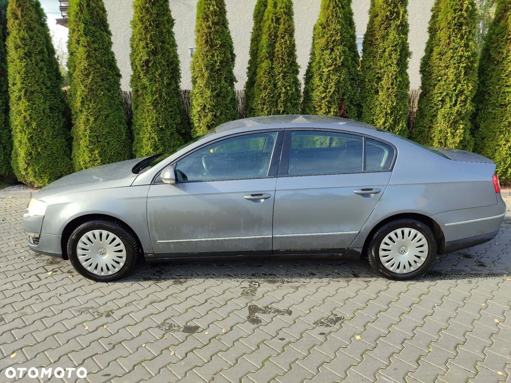 Volkswagen Passat 1.9 TDI Comfortline - 5