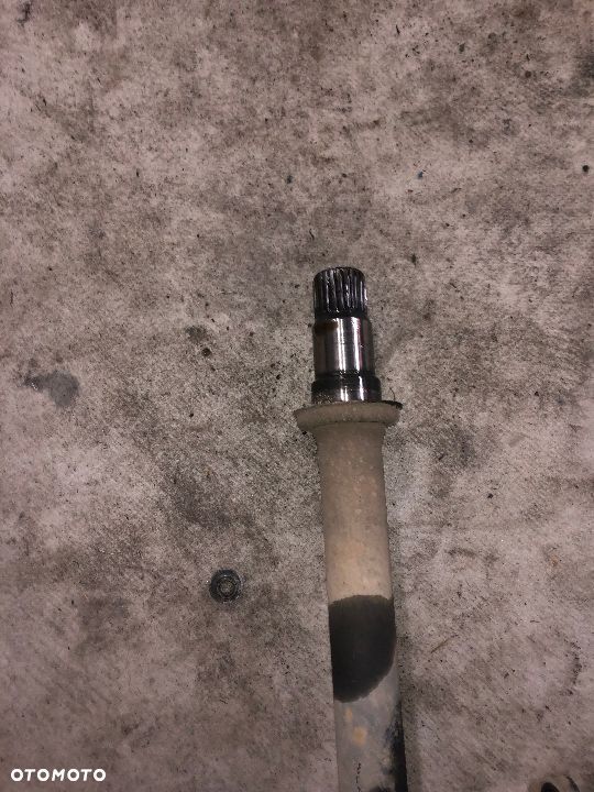 Półoś prawa Toyota Corolla E12 2,0d4d, 2002-2005r - 2