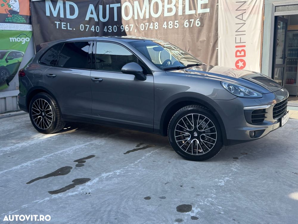 Porsche Cayenne 3.0 L - 18