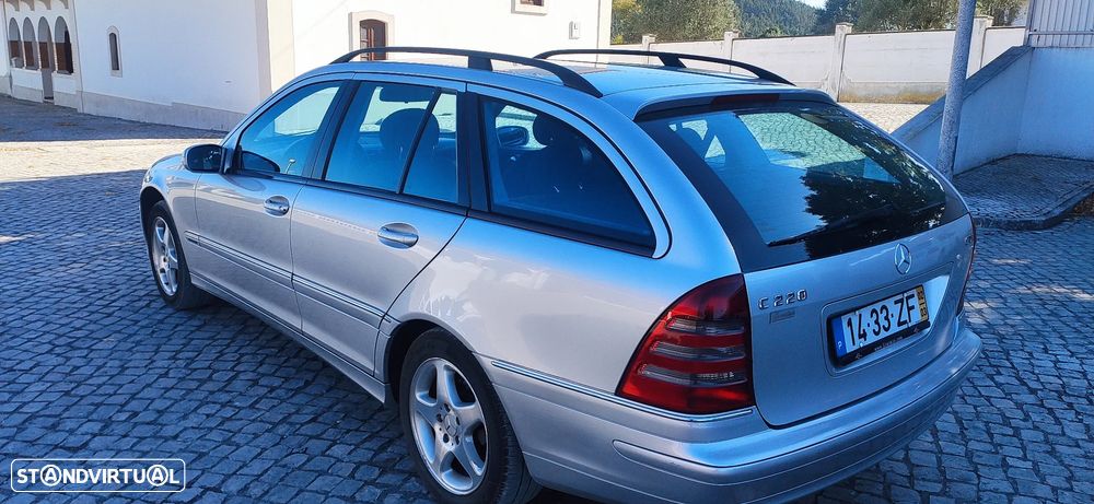 Mercedes-Benz C 220 T CDI Avantgarde - 4
