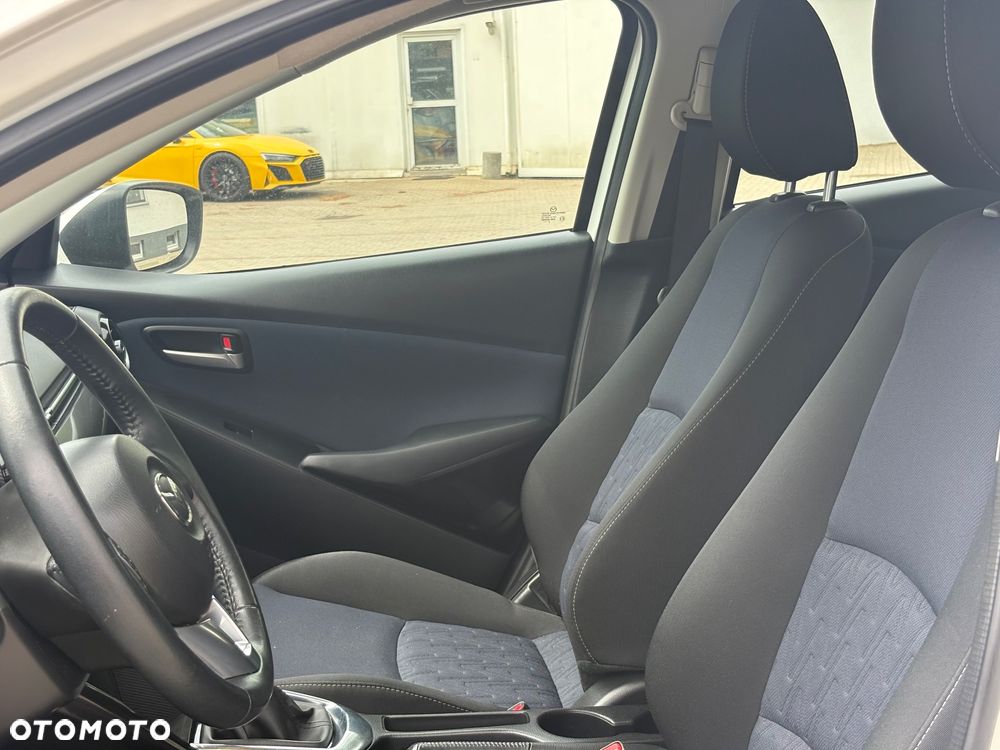 Mazda 2 SKYACTIV-G 90 Homura - 17