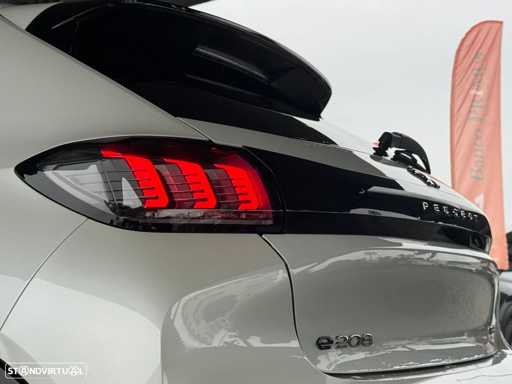 Peugeot e-208 50 kWh GT Pack - 17