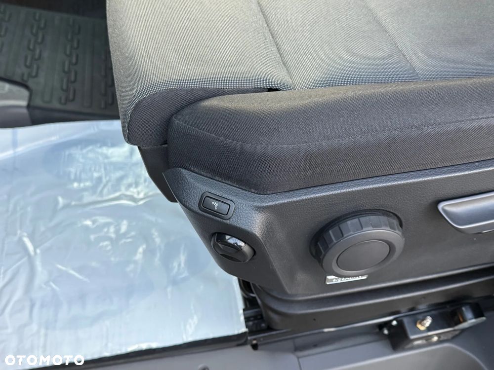 Volkswagen Crafter - 19