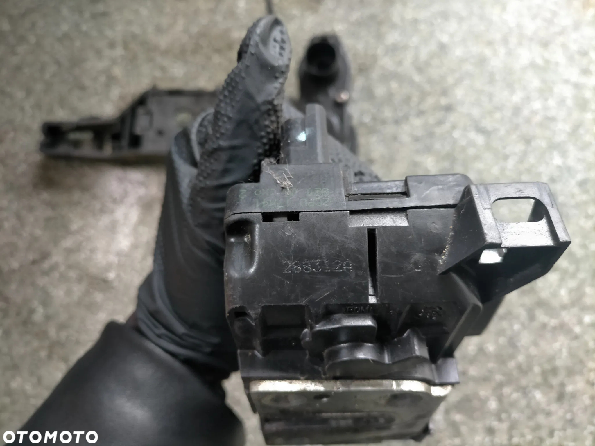 Renault Modus Zamek drzwi przód lewy 288312A 6pin - 3