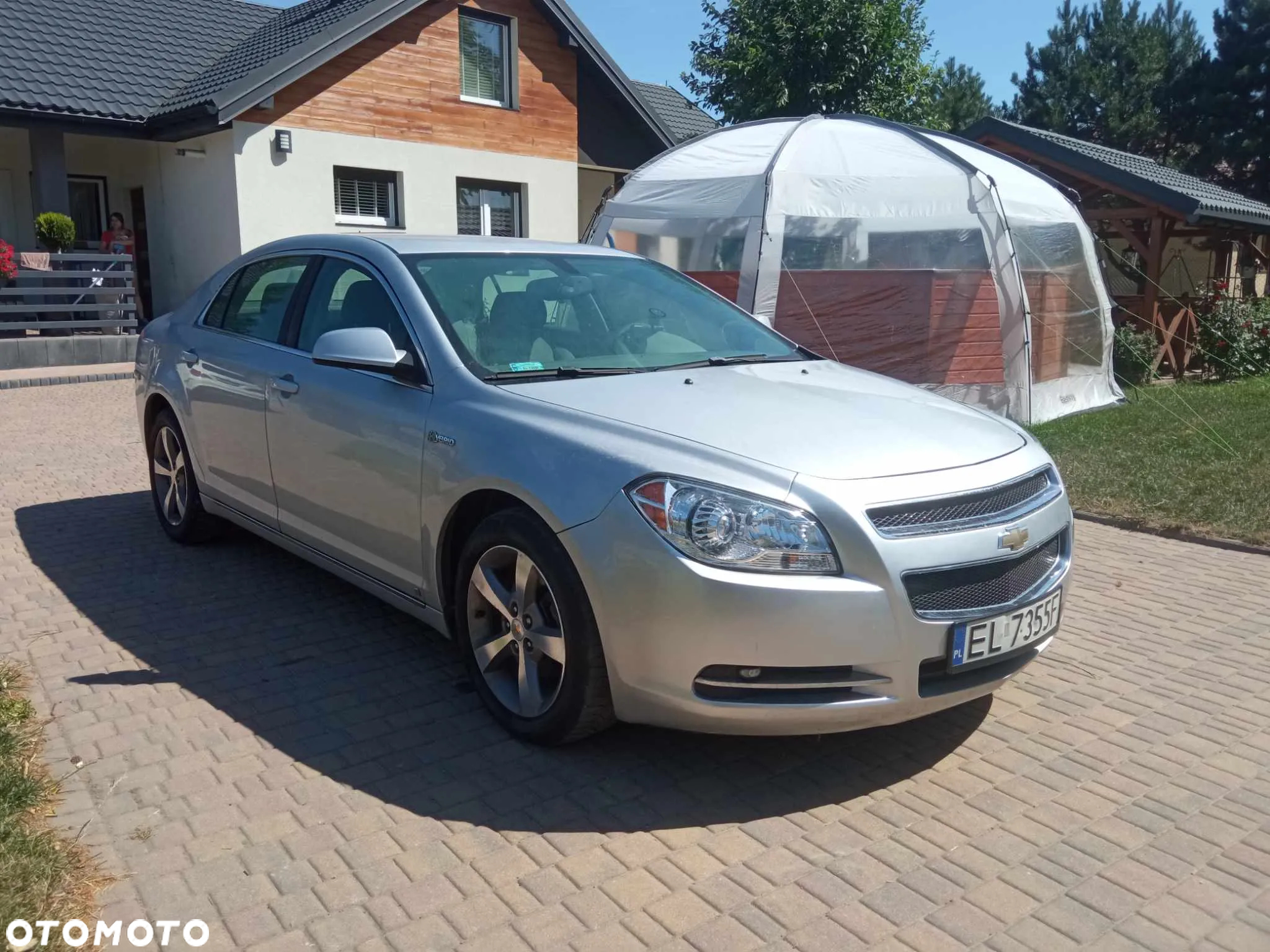 Chevrolet Malibu - 4