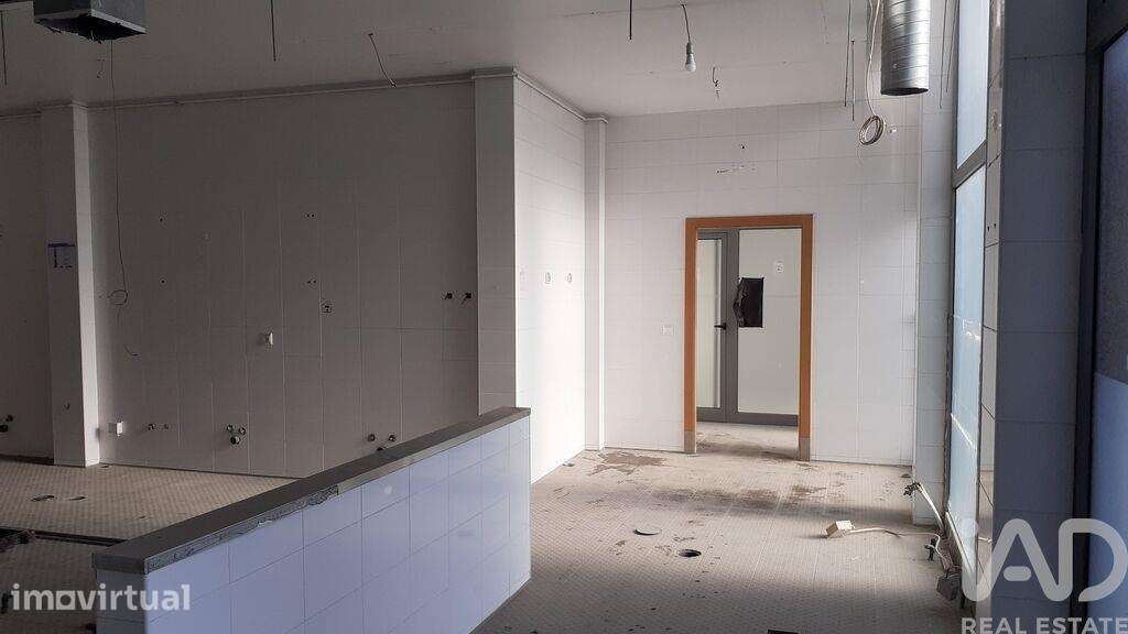 Loja / Estabelecimento Comercial em Glória E Vera Cruz de 265,00 m2 - Grande imagem: 3/10