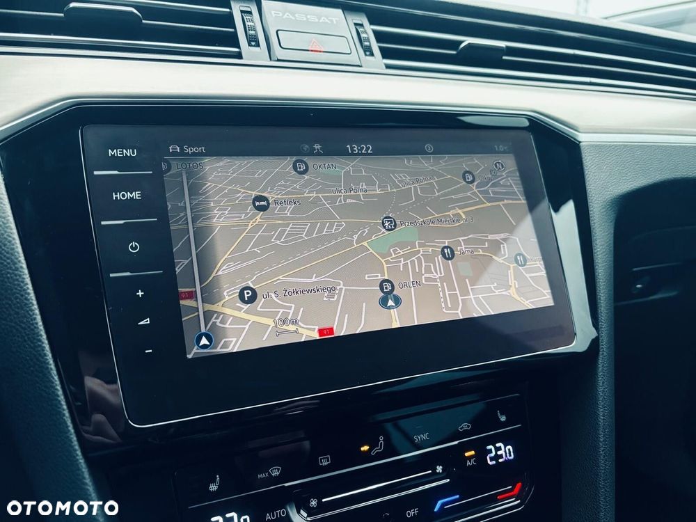 Volkswagen Passat - 28