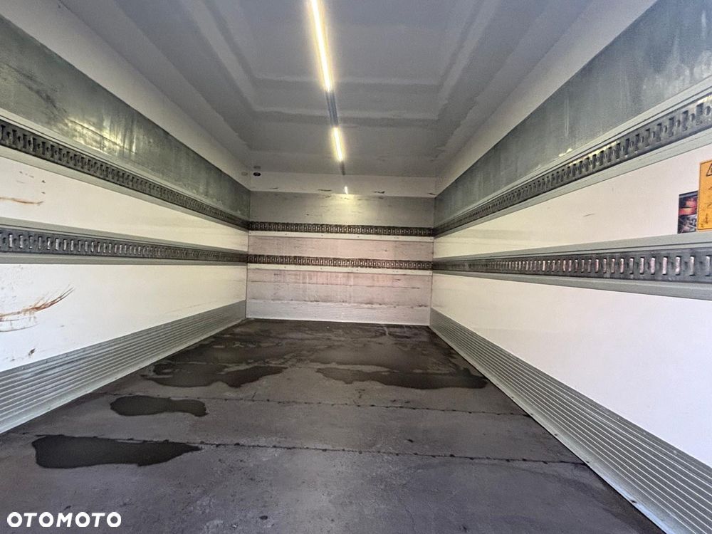 Mercedes-Benz Atego 1218 - 18