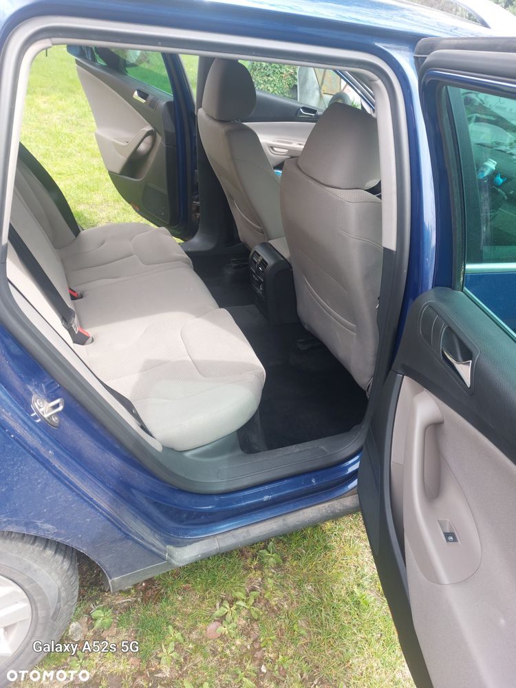 Volkswagen Passat 2.0 TDI 4Motion Comfortline - 17