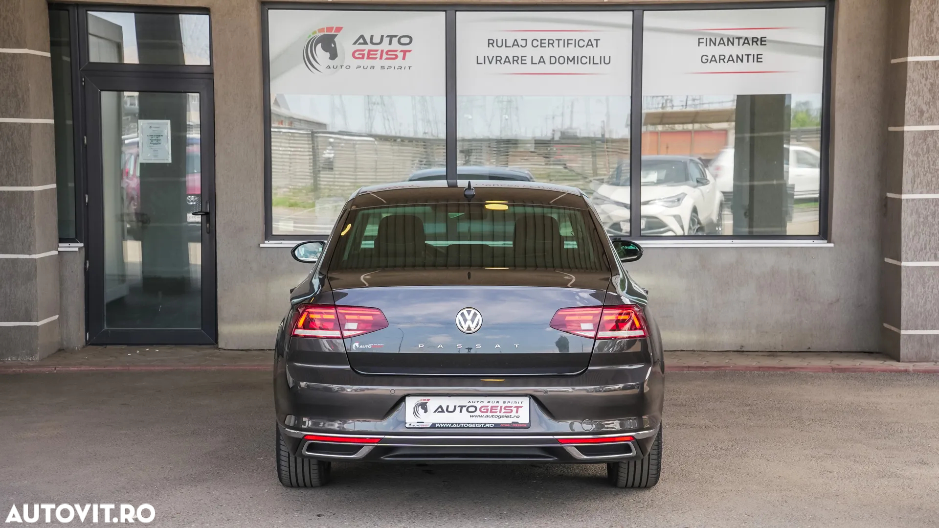 Volkswagen Passat 2.0 TDI SCR DSG Highline - 5