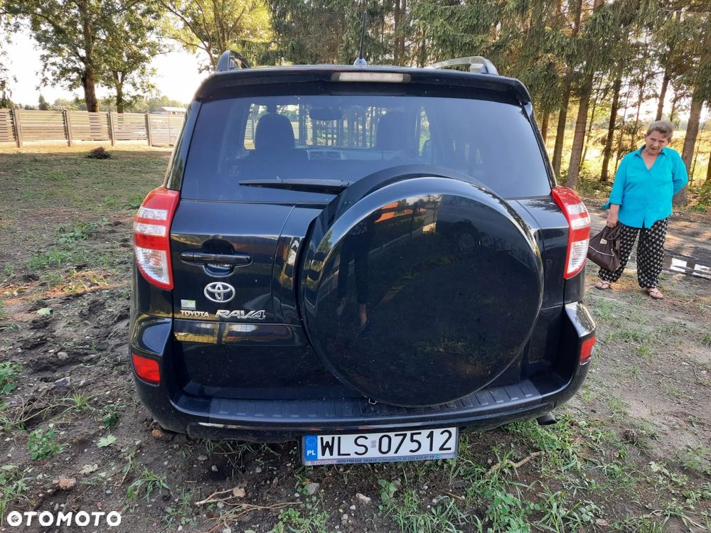 Toyota RAV4 2.2 D-4D Sol 4x2 - 2