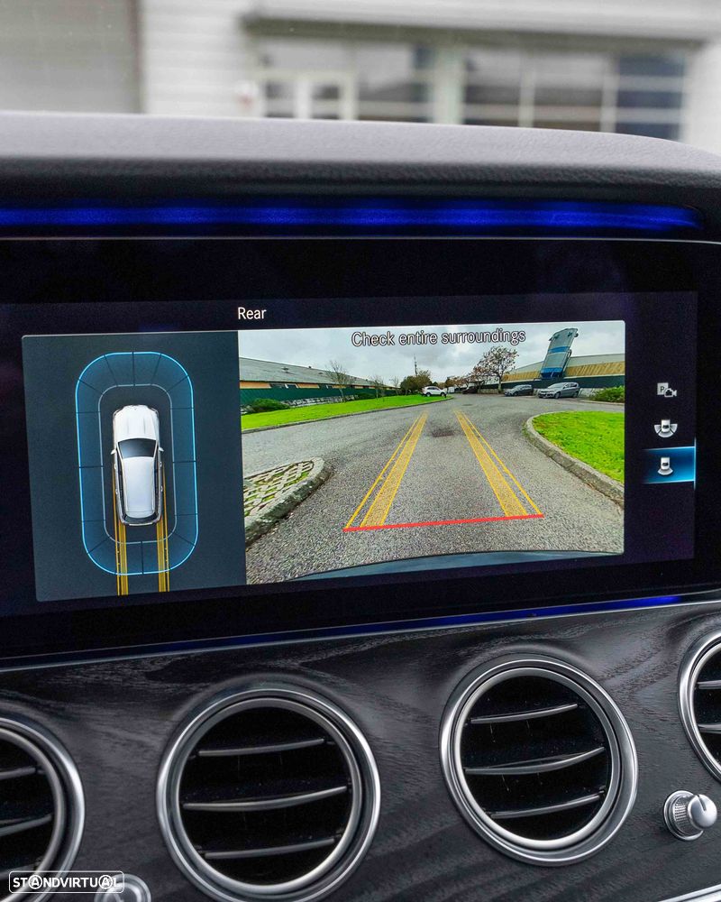 Mercedes-Benz E 200 9G-TRONIC - 26