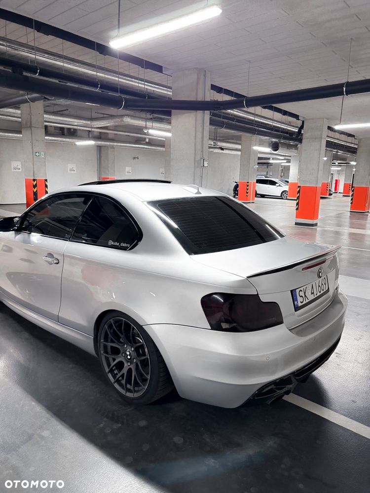 BMW Seria 1 123d - 19