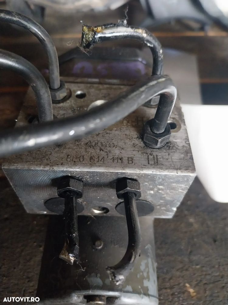 VAND POMPA ABS VOLKSWAGEN PASSAT B5.5, 2000-200 - 1