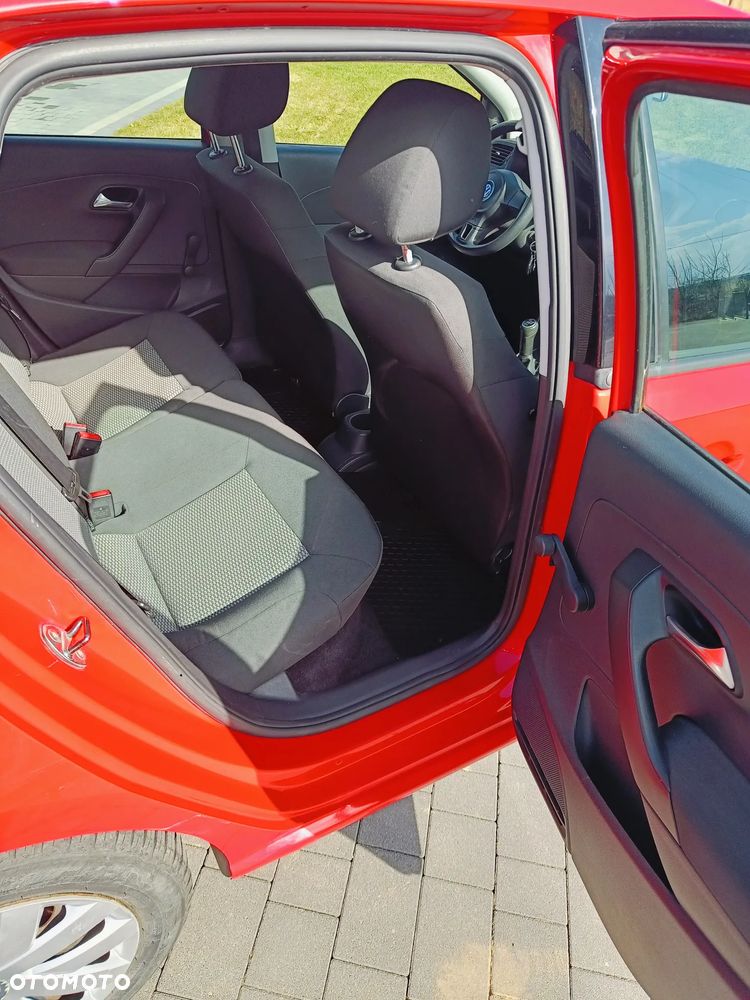 Volkswagen Polo - 10
