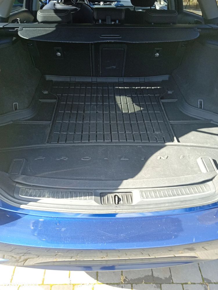 Toyota Avensis - 7